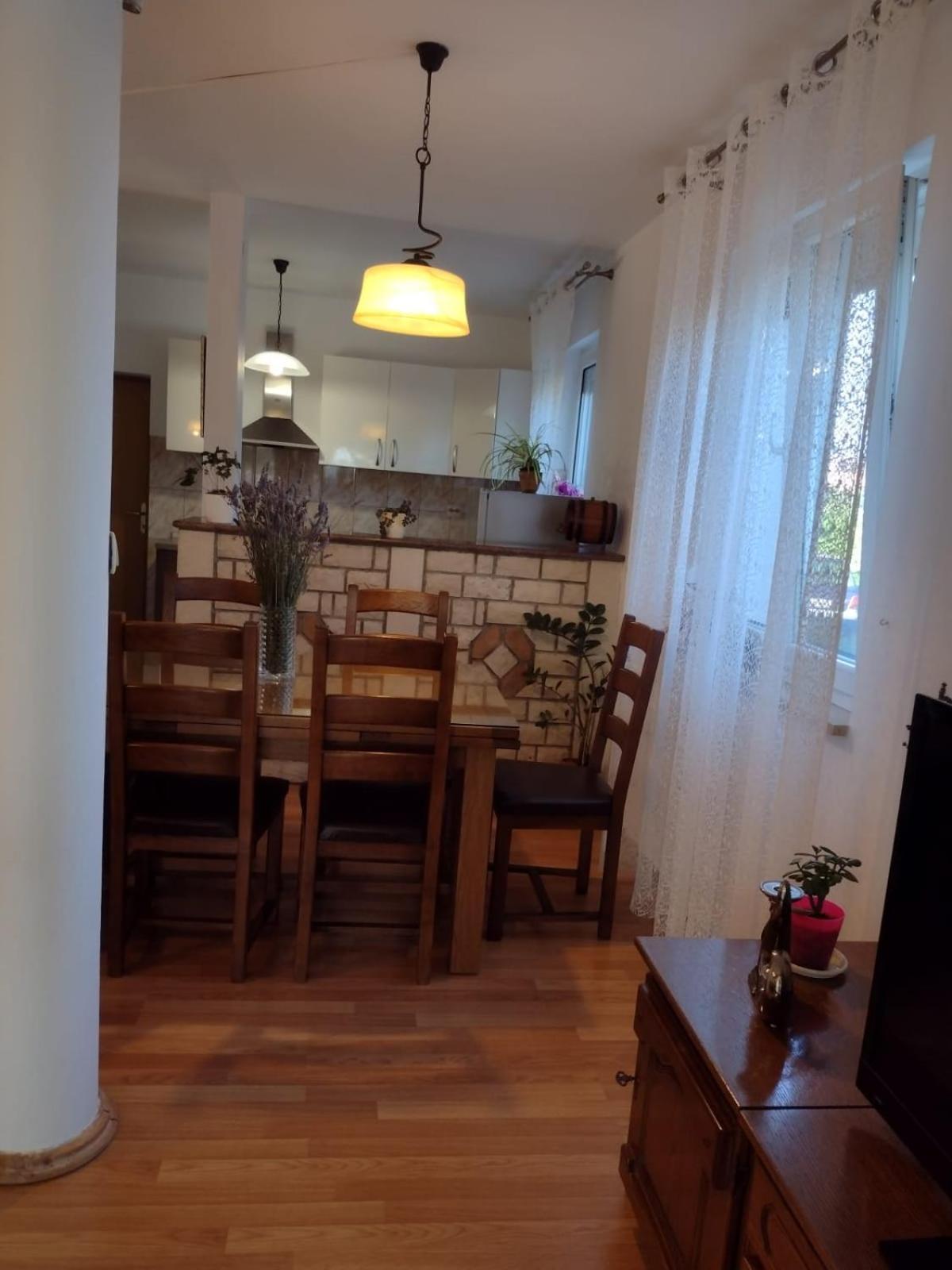 Spacious Apartment With Parking&Garden Marcana Номер фото